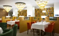 喀山市中心希爾頓逸林酒店 - 早餐