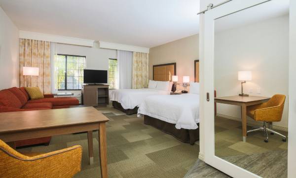 Hampton Inn & Suites Camarillo