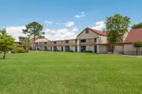 Red Roof Inn & Suites Brunswick I-95 - 2-Star