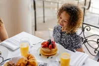 Omni Shoreham Hotel - Bữa sáng