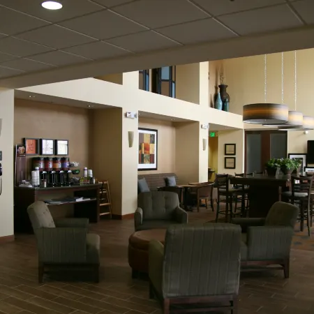 Hampton Inn & Suites Pueblo/North