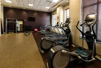 Embassy Suites by Hilton Minneapolis North - parking
