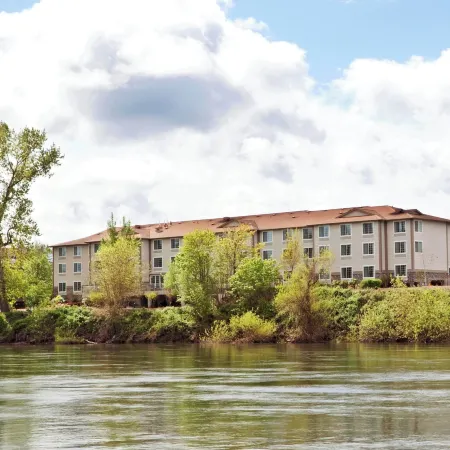 Holiday Inn Express CORVALLIS-ON THE RIVER by IHG