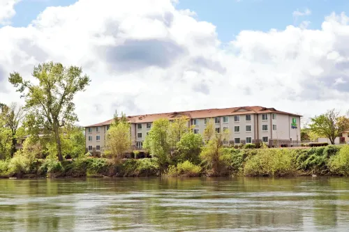 Holiday Inn Express CORVALLIS-ON THE RIVER by IHG - Pools
