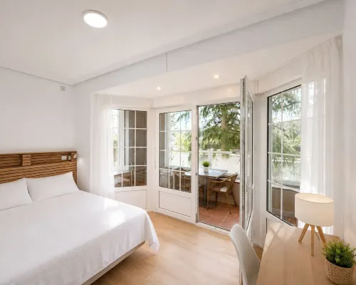 Hello Madrid Norte Hotels near Ventilla