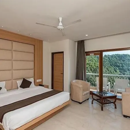 Shining Hills by Hotel Tranquility