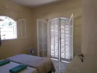 Hospedagem Pousada Fantasia Paraty - ที่มีที่จอดรถ