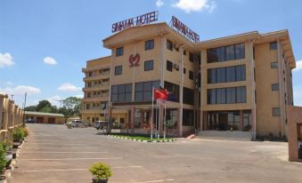 Simama Hotel - Housity