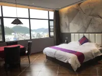 Xingren Salmon Resort Hotel Hotels near Liyubacun