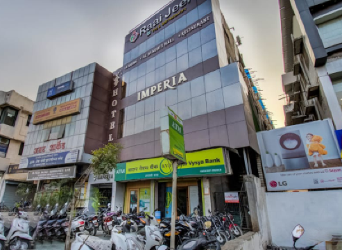 OYO 28254 Hotel Imperia
