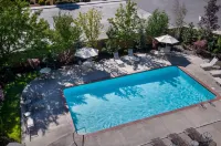 Best Western Plus Olympic Inn - Pools
