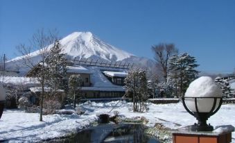 Lake Oshino