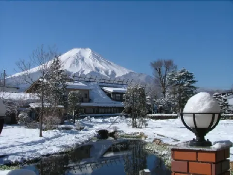 忍野湖別墅 住宿飯店
