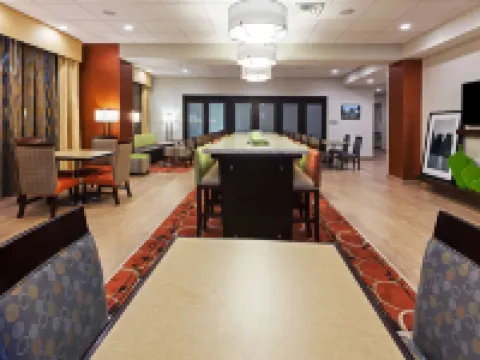 ハンプトン イン マリオン マリオンのホテル