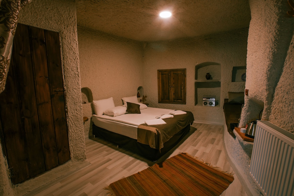 Mia Cappadocia Cave Hotel