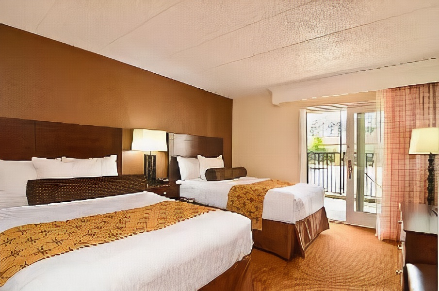 Best Western Plus Arbour Inn and Suites