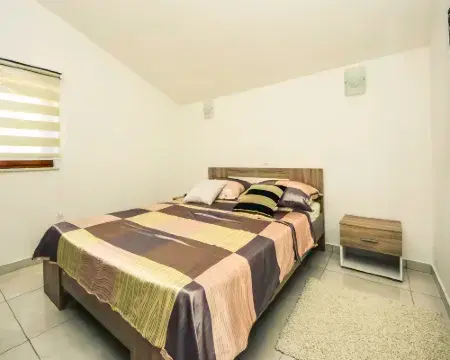 Mirjana โรงแรมในSeline