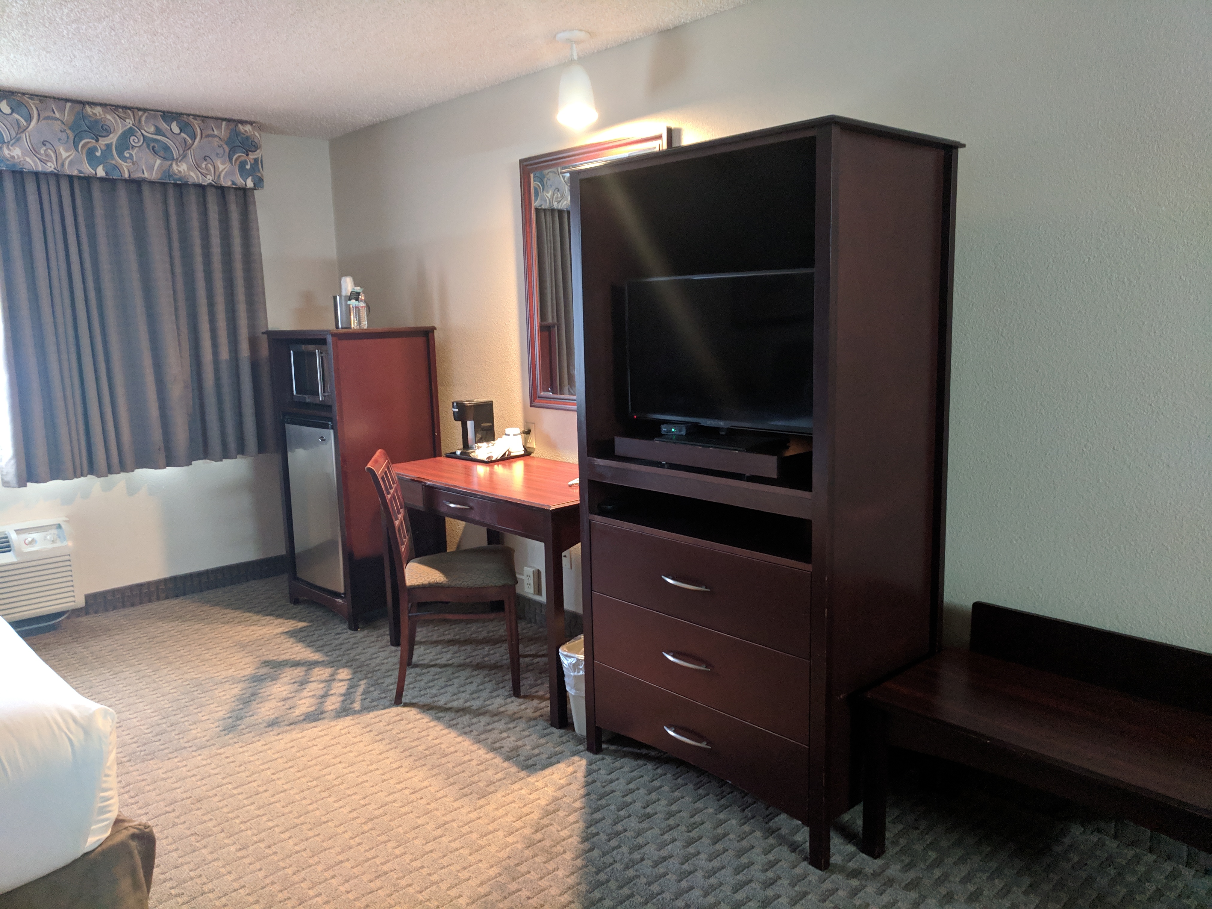 Red Lion Inn & Suites Vancouver