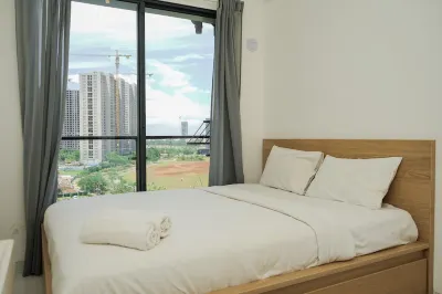 Gorgeous and Comfy Studio Sky House BSD Apartment Pagedangan otelleri