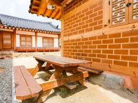 Danyang Full of Happiness Hanok Pension 丹陽郡のホテル