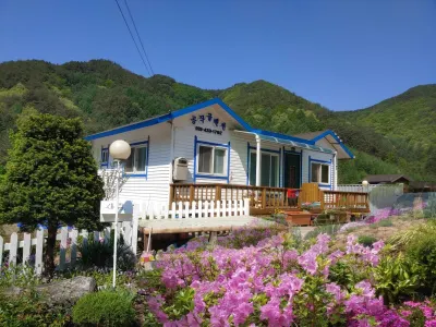 Hongcheon Gongjakgol Pension Hotels near Gongjaksan Sutasa