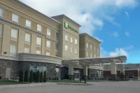 Holiday Inn & Suites Hopkinsville - Convention Ctr فنادق في هوبكينزفيل