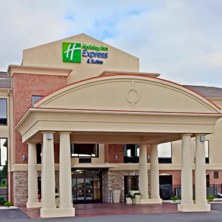 Holiday Inn Express & Suites FRANKLIN by IHG