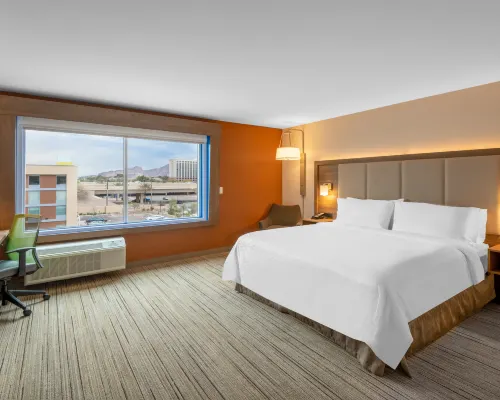 Holiday Inn Express & Suites PHOENIX - AIRPORT NORTH by IHG Hotels near Camelback East