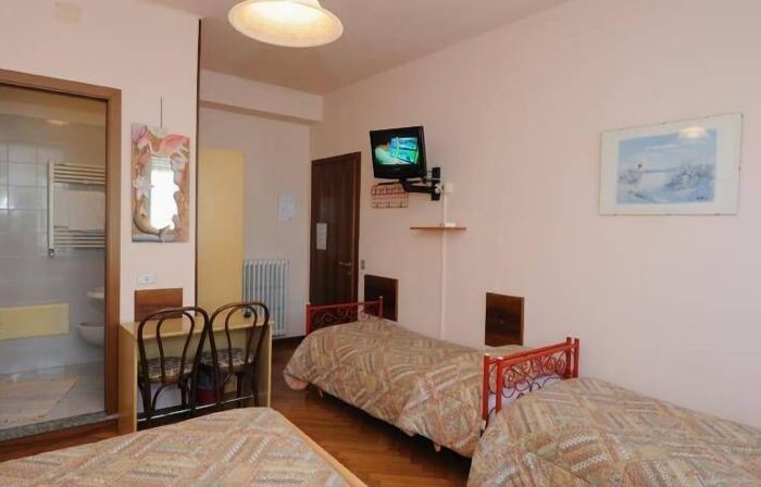 Hotel Elena