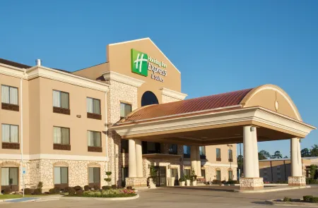 Holiday Inn Express & Suites Center by IHG