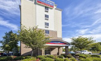 Candlewood Suites Indianapolis Airport