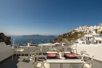 Pegasus Suites & Spa Hotels in Santorini