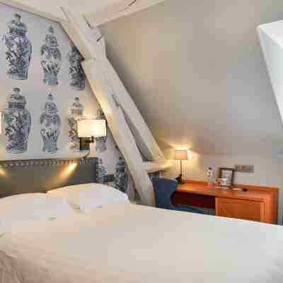 Logis Domaine de Valaudran Rooms