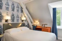 Logis Domaine de Valaudran Hotels in Salbris