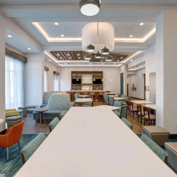 Hampton Inn & Suites by Hilton Watertoo St. Jacobs