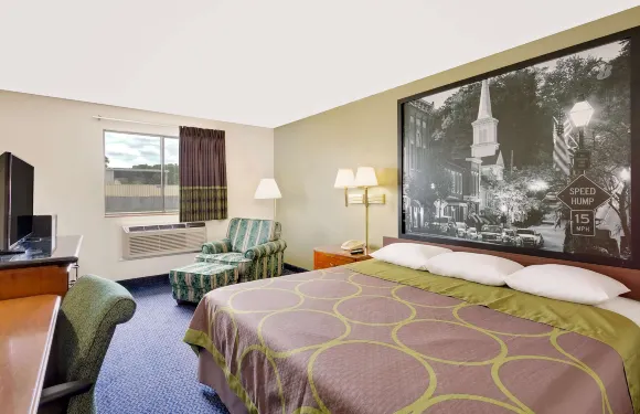 約翰遜城温德姆速8酒店