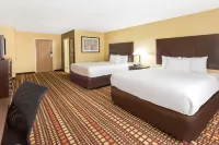 Days Inn & Suites by Wyndham Davenport East
