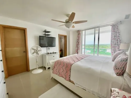 @Marbella Fabulous 3Br &3ba Pool and Beach