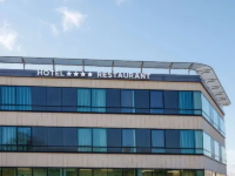 Best Western Plus Hotel Escapade Senlis Hoteles en Senlis