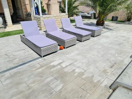 50m2 of Peace in the Heart of Vitrolles Отели в г. Витроль