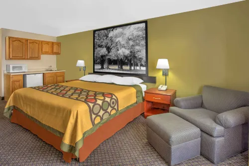 Super 8 by Wyndham Galva