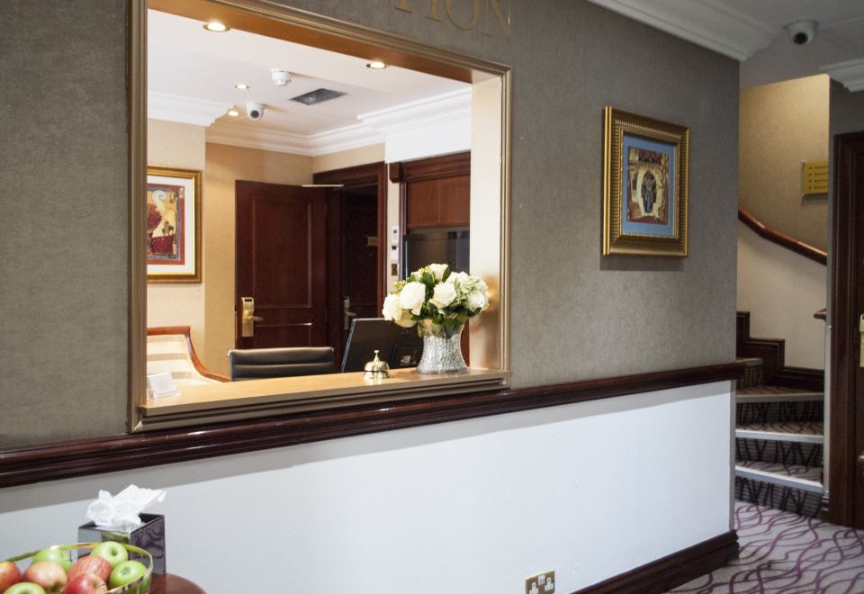 4. 호텔 문라이트 ..