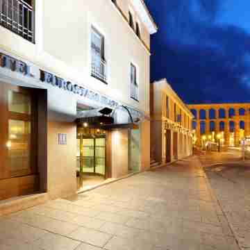 Eurostars Plaza Acueducto Hotel Exterior