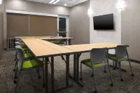 SpringHill Suites Winchester - parking