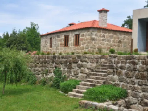 Paradise is Real at Vale Martinho Sherazad ヴィミエイロのホテル