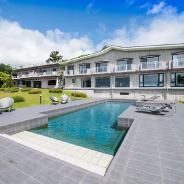 the salon IZUKOGEN Hotels & Resort