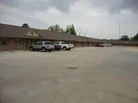 モンティゴ イン - 駐車場