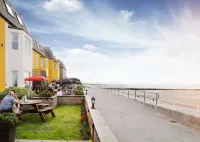 Cbh the Beaches Hotel and Spa Hotels near Rhyl Beach Front