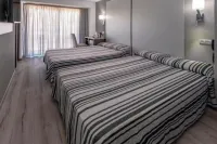 Summer Hotel - Parvekkeita