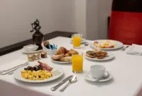 Convento do Espinheiro, Historic Hotel & Spa - breakfast